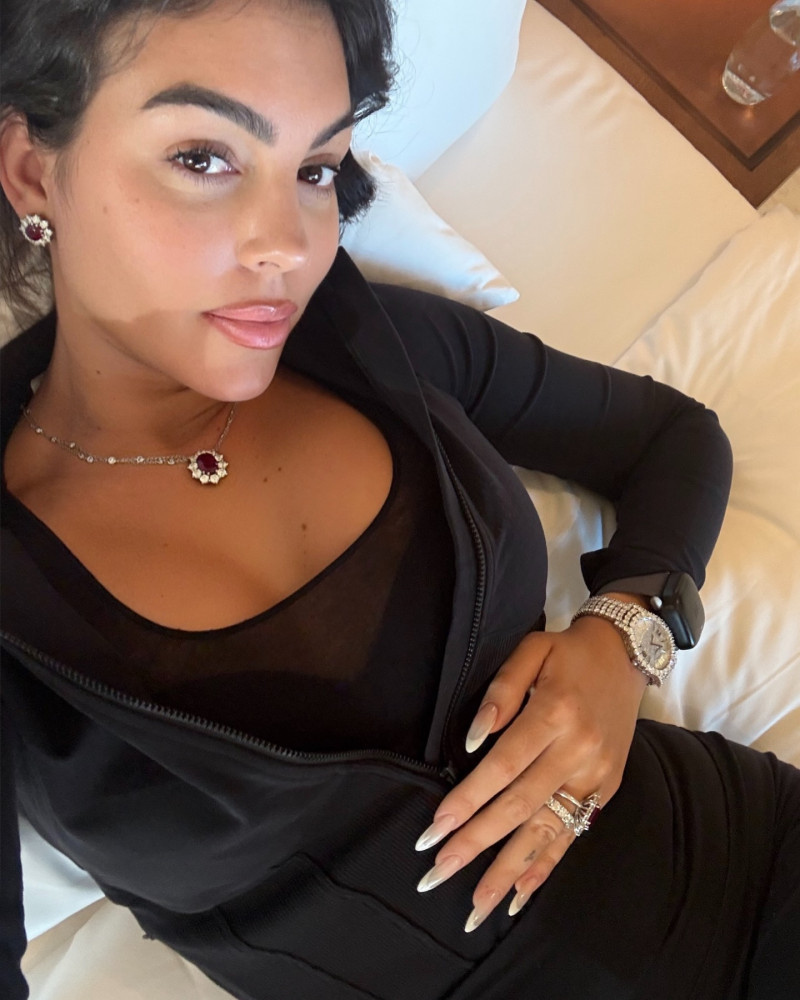 georginagio_1737730665_3552664772201795102_2004882586