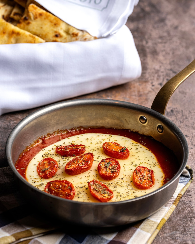 toto.restaurants_1716561233_3375082708498784211_8144400527