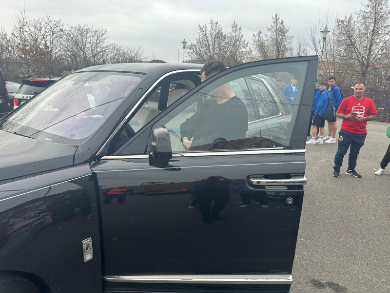 4b218415-4db6-41be-bd39-be83c750ae86