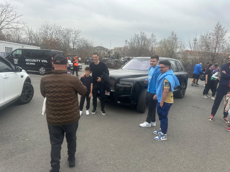 a36ec6e1-1cfa-480c-aadd-1f8a8905decc