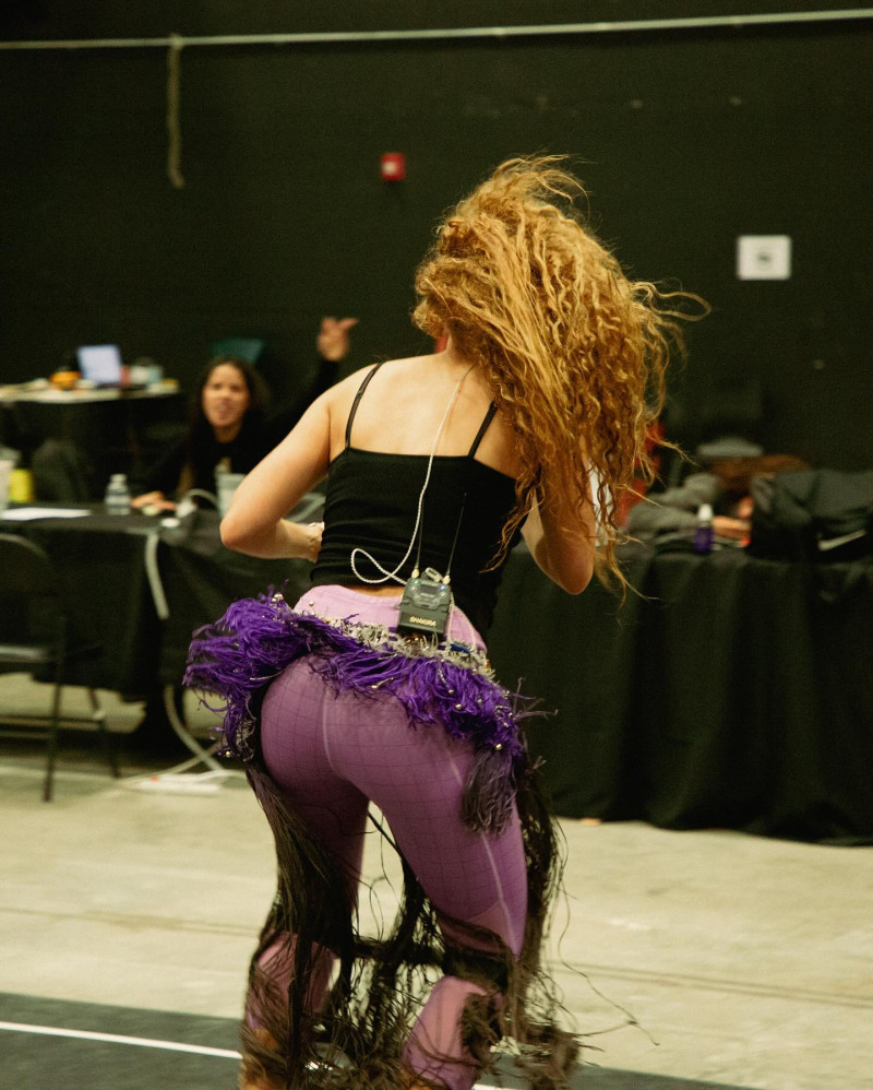 shakira_1733854244_3520146998525781420_217867189