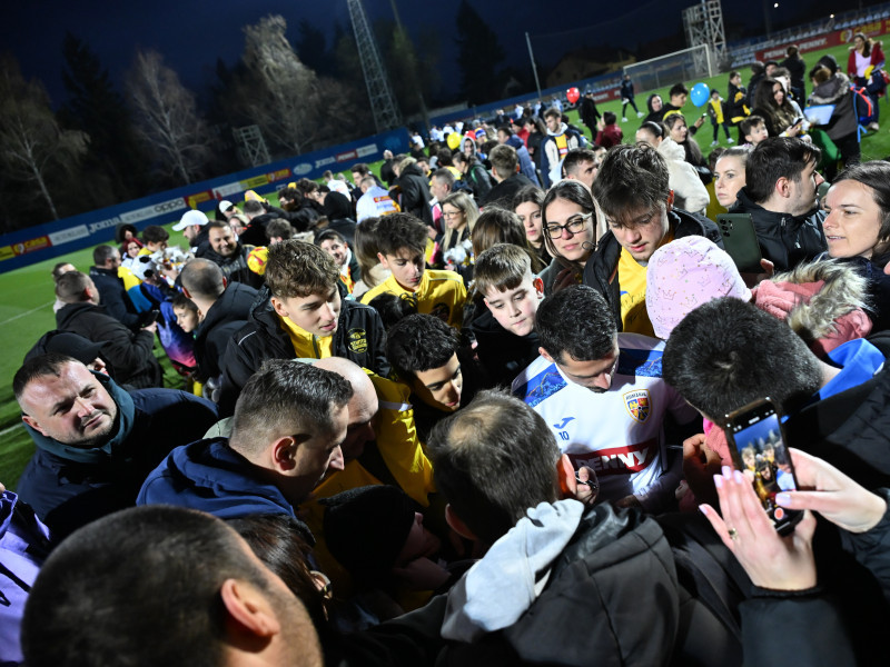 FOTBAL:ANTRENAMENT ROMANIA (17.03.2025)