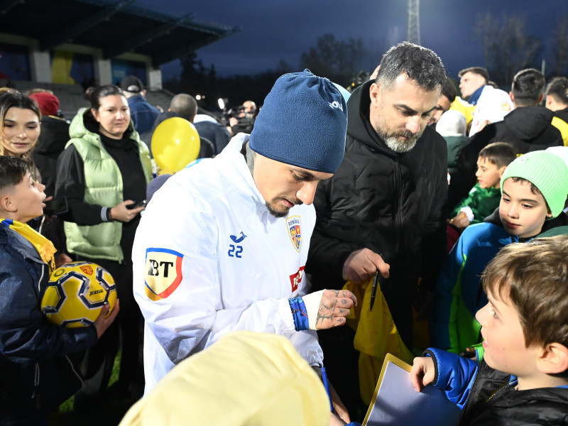 FOTBAL:ANTRENAMENT ROMANIA (17.03.2025)