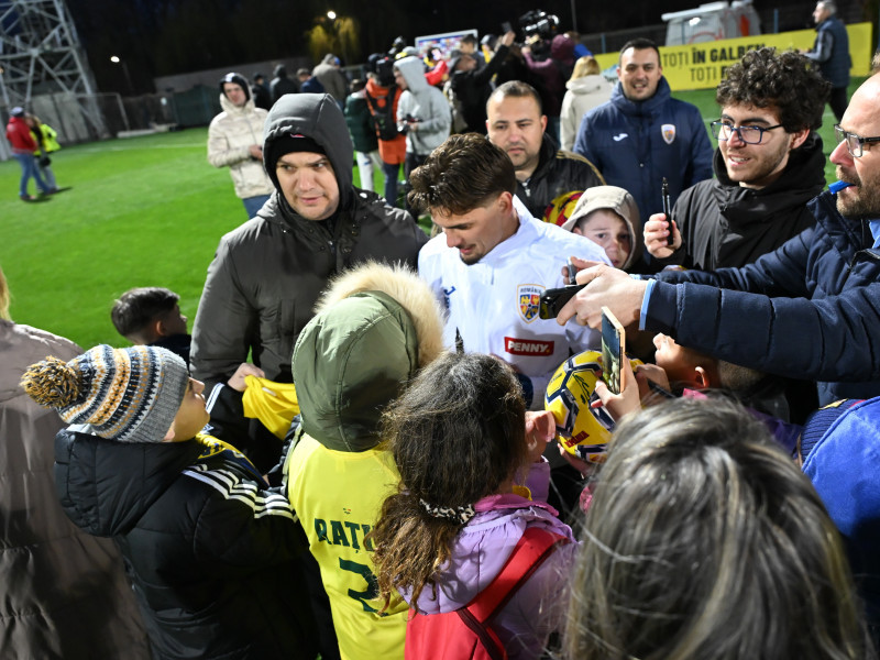 FOTBAL:ANTRENAMENT ROMANIA (17.03.2025)
