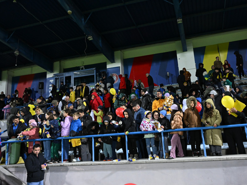 FOTBAL:ANTRENAMENT ROMANIA (17.03.2025)