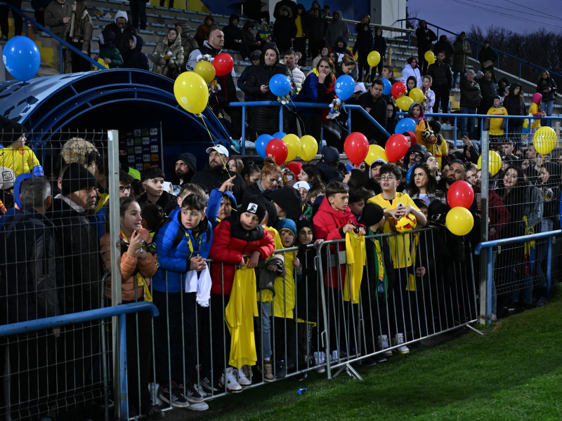 FOTBAL:ANTRENAMENT ROMANIA (17.03.2025)