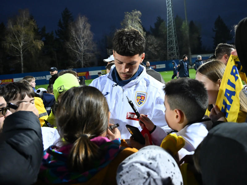 FOTBAL:ANTRENAMENT ROMANIA (17.03.2025)