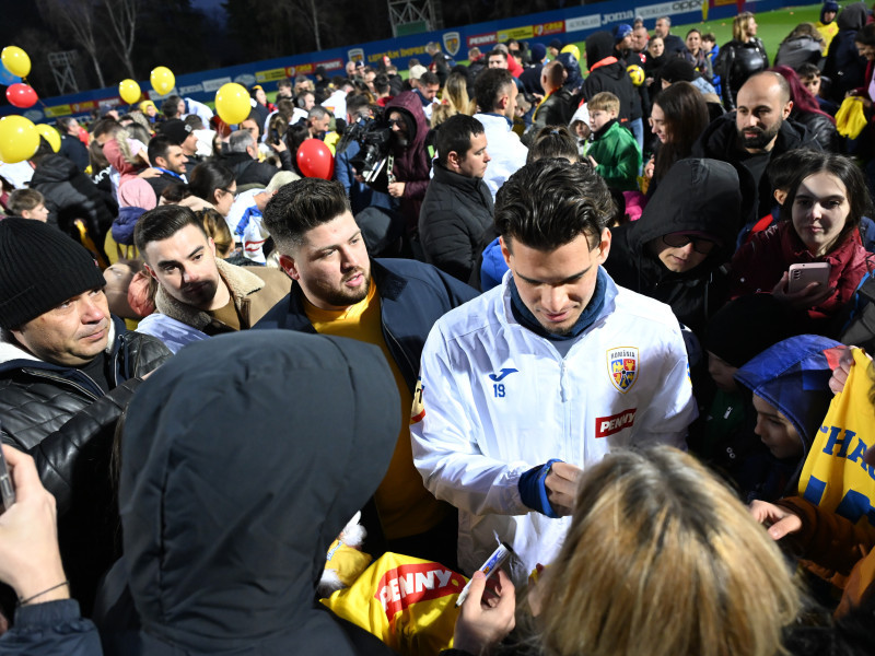 FOTBAL:ANTRENAMENT ROMANIA (17.03.2025)