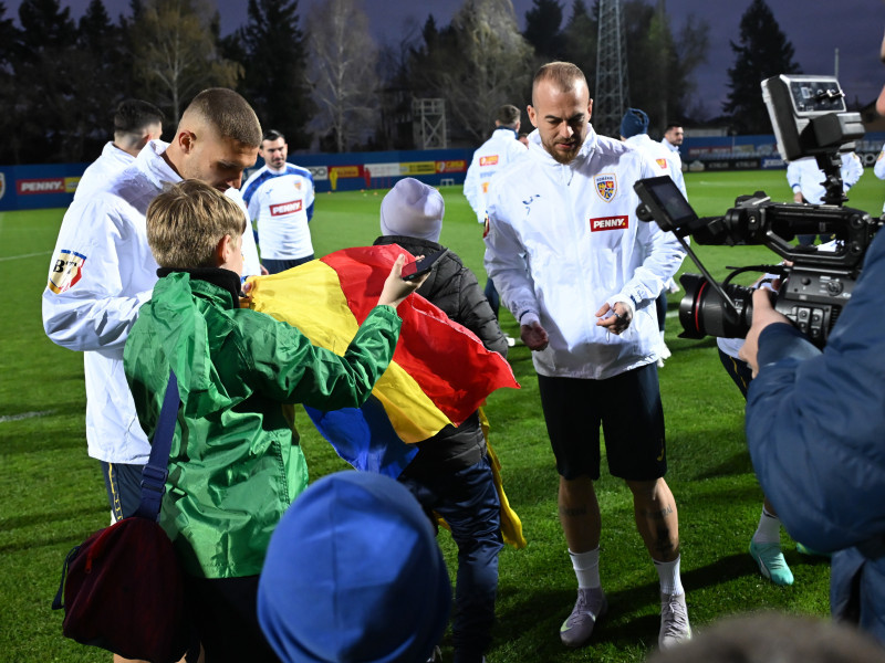 FOTBAL:ANTRENAMENT ROMANIA (17.03.2025)