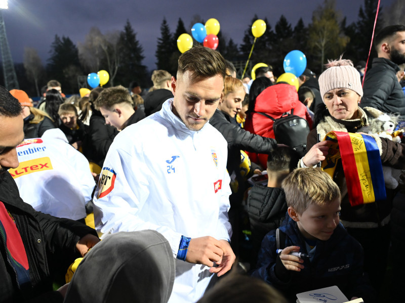 FOTBAL:ANTRENAMENT ROMANIA (17.03.2025)