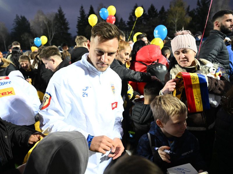 FOTBAL:ANTRENAMENT ROMANIA (17.03.2025)