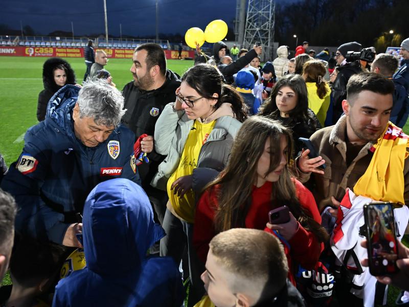 FOTBAL:ANTRENAMENT ROMANIA (17.03.2025)
