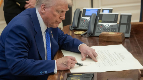 Donald Trump a dat "tonul": a semnat ordinul, iar acum a fost făcut marele anunț