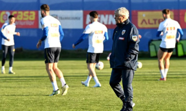 Echipa de start a României pentru meciul cu Bosnia. Singurele dubii ale lui Mircea Lucescu