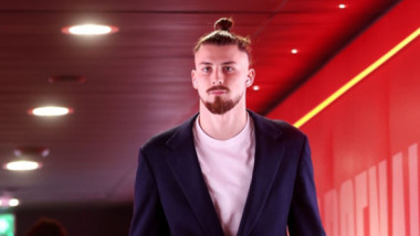 Ce lovitură! Radu Drăgușin are oferta pe masă și englezii anunță un transfer de răsunet: e gata să plece!