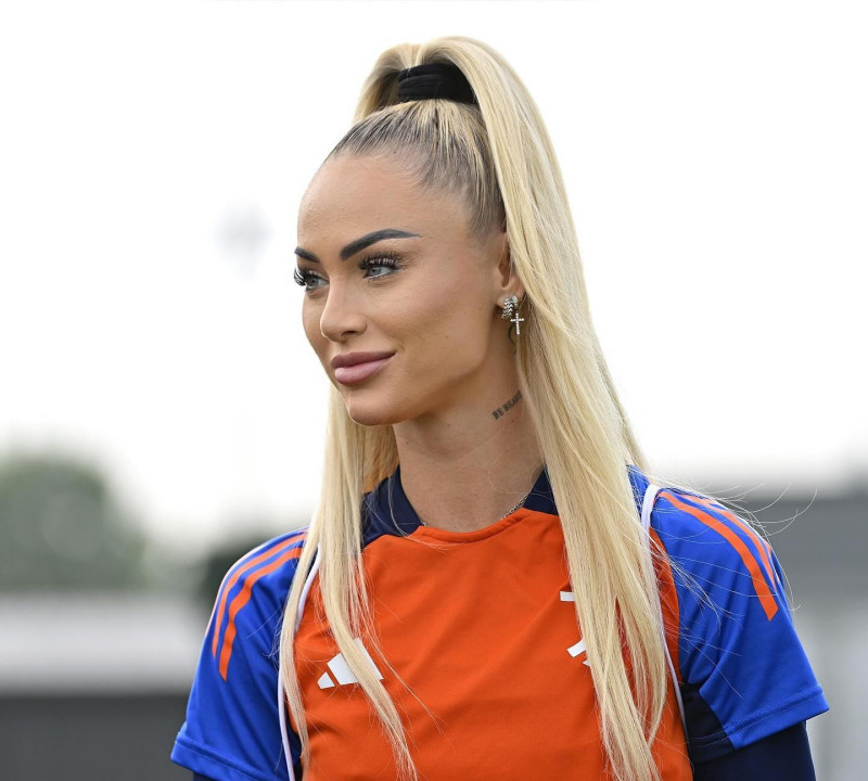 alishalehmann7_1729013885_3479543119663750134_242952535