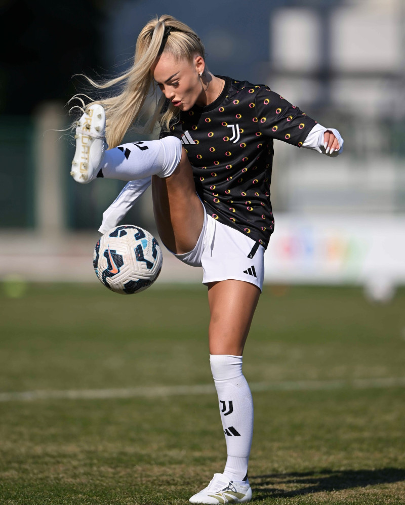 juventuswomen_1740925282_3579463168224888679_49128484500