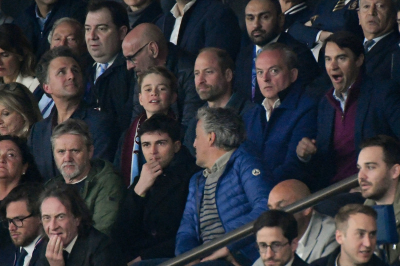 Ligue des Champions: match PASG - Aston Villa (3-1). Celebrites en tribunesurman