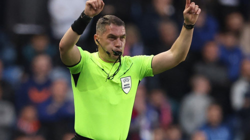 De ce nu au arbitrii tatuaje și barbă! Regulamentul nu le interzice