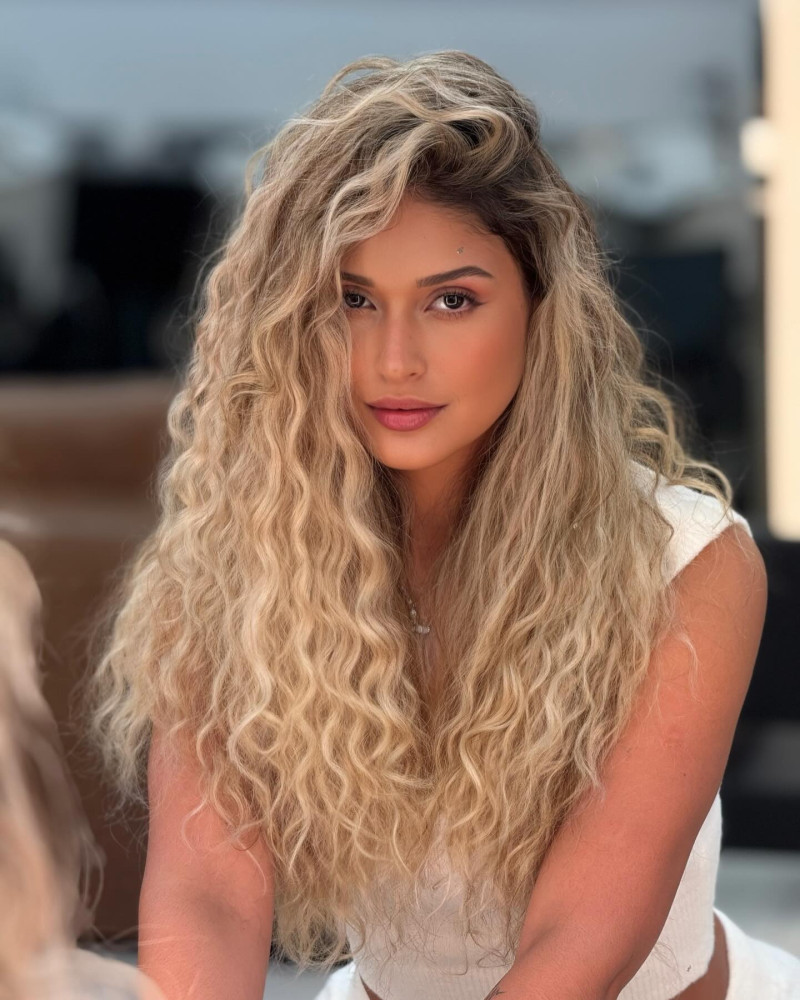 taia_belloli_1731274855_3498509518940626981_753203544