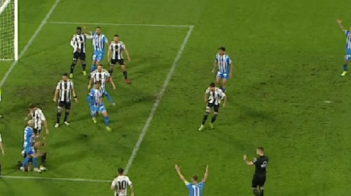 Oltenii "au luat foc" la U Cluj - Craiova: două penalty-uri cerute în prelungiri! Verdictul lui Prunea și Lăcătuș