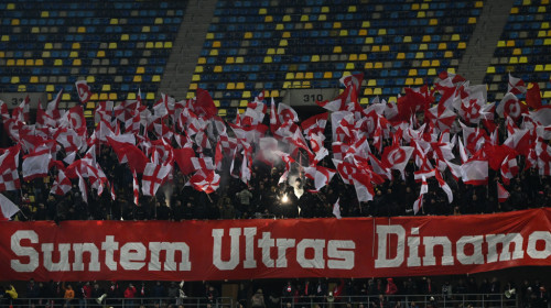 "Parteneriat rușinos". O parte din ultrașii lui Dinamo nu s-au prezentat la meciul cu CFR, după decizia conducerii
