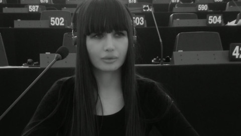 Cu ce se ocupă Elena Băsescu, după ce s-a votat în unanimitate să fie dată afară