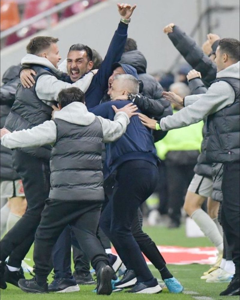 elias_charalambous33_1735651307_3535221857787651249_18619082755