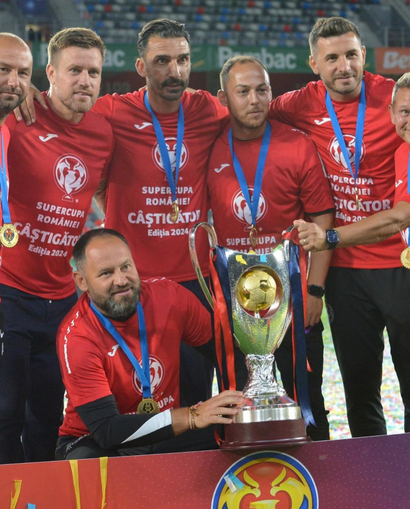 elias_charalambous33_1735651307_3535221857796100057_18619082755
