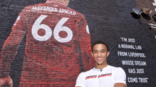 După ce au cerut ca Trent Alexander-Arnold să fie ”dat jos”, fanii lui Liverpool au trecut la fapte