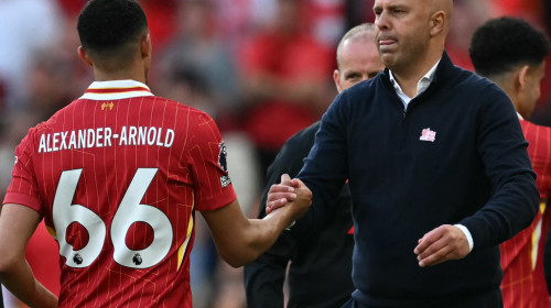 Arne Slot a auzit că Trent Alexander-Arnold pleacă de la Liverpool și a spus totul în două cuvinte