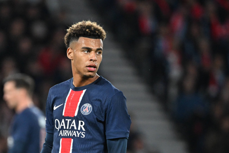 Football - UEFA Champions League match between PSG and Arsenal