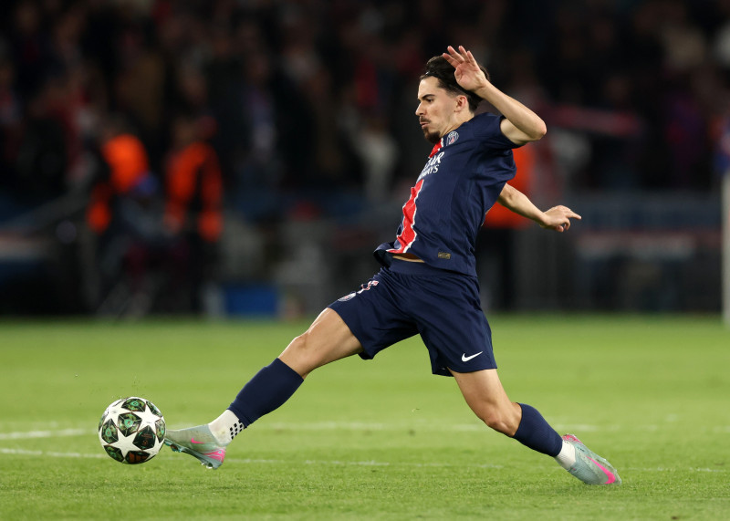 Paris Saint Germain V Arsenal - UEFA Champions League - Semi Final - 2nd Leg - Le Parc Des Princes
