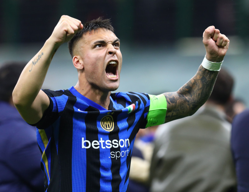 Soccer 2025: Inter 4:3 Barcelona: UEFA Champions League, Milan, Lombardy, Italy - 06 May 2025