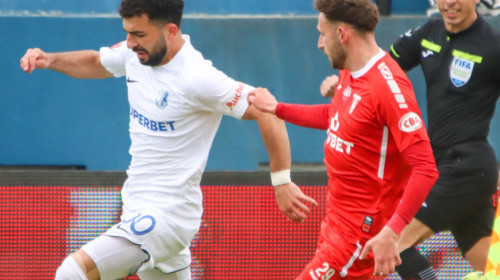 Farul Constanța - UTA Arad 1-2. Victorie pentru Rednic! ”Bătrâna Doamnă” a scăpat de emoțiile retrogradării