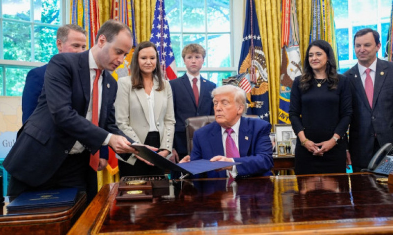 Donald Trump a făcut anunțul și prețurile ”au explodat”: 65.000 € de persoană