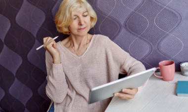 400 lei în plus la pensie din luna mai. Care pensionari iau bani în plus săptămâna viitoare?