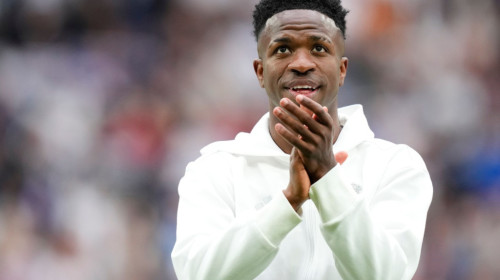 Au bătut palma: Vinicius semnează și devine cel mai bine plătit jucător din lot!