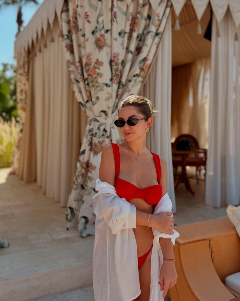 francescasim_1746514570_3626349512217827114_230431914