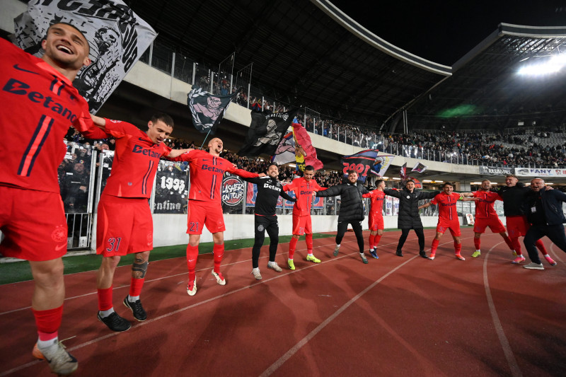 FOTBAL:UNIVERSITATEA CLUJ-FCSB, PLAY OFF SUPERLIGA SUPERBET (11.05.2025)