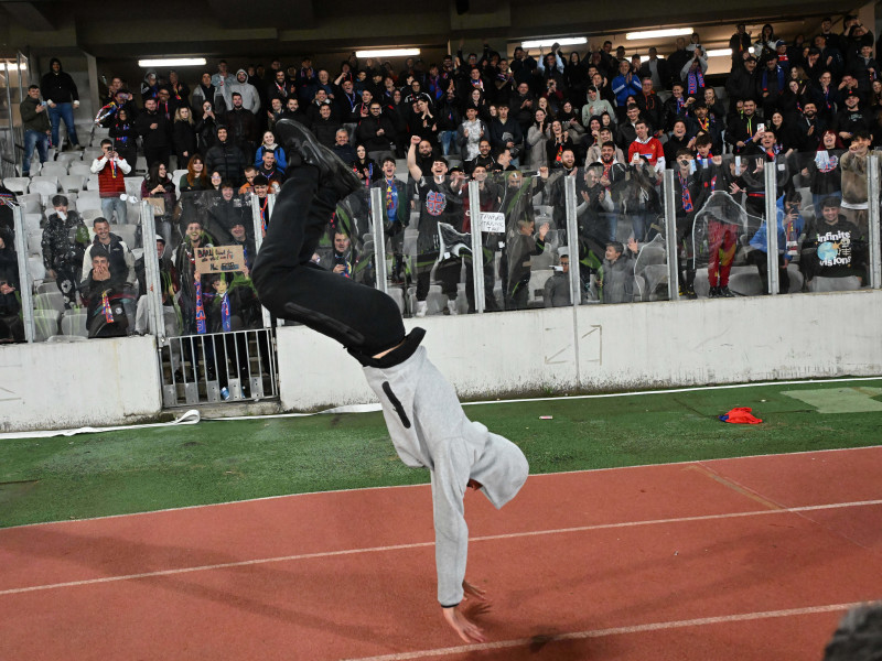 FOTBAL:UNIVERSITATEA CLUJ-FCSB, PLAY OFF SUPERLIGA SUPERBET (11.05.2025)