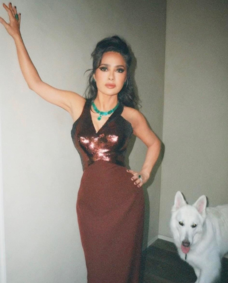 salmahayek_1740690158_3577490797364378509_1777628093