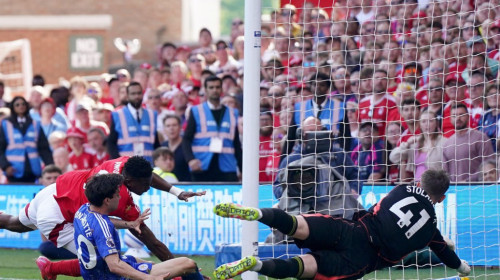 A fost plasat în comă indusă! Accidentare horror în Premier League