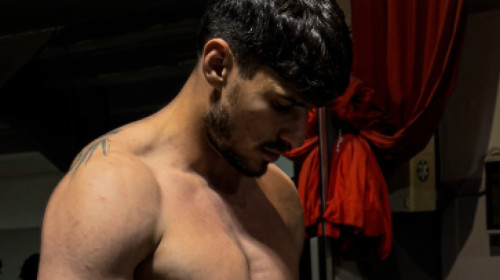 "Telenovela" se apropie de final! Florinel Coman așteaptă transferul