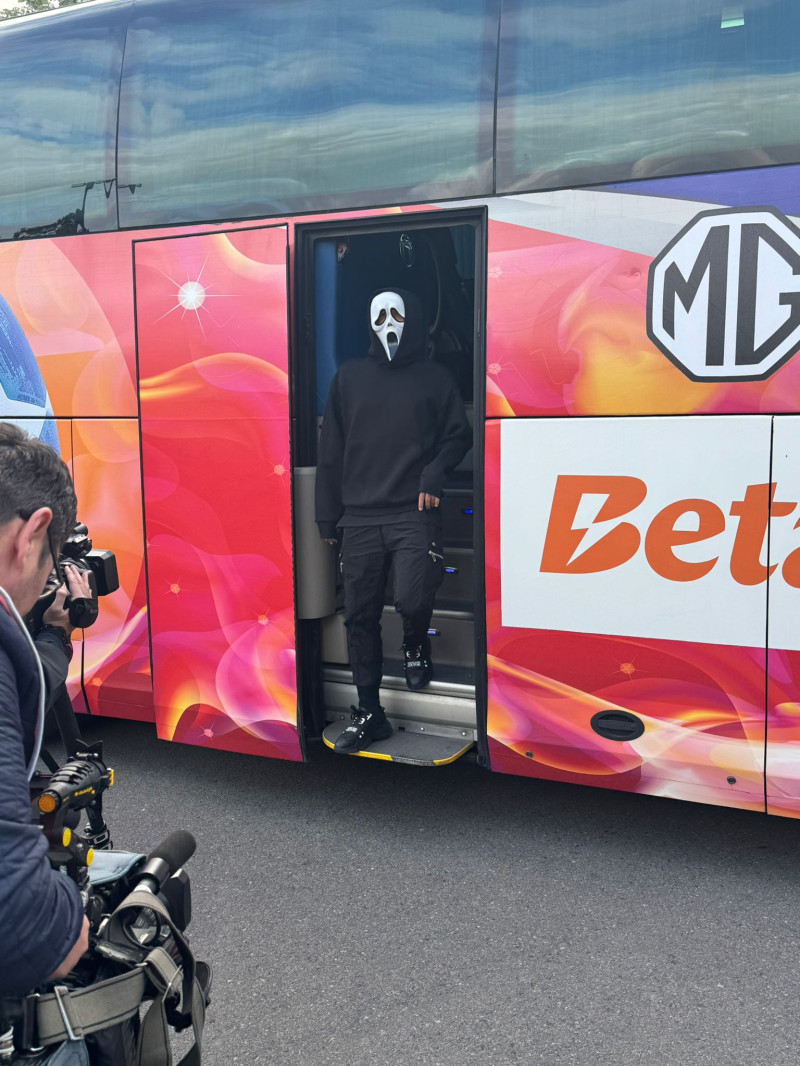 WhatsApp Image 2025-05-17 at 18.29.05-2