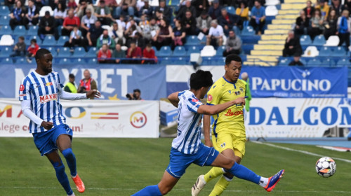 Poli Iași - Petrolul Ploiești 0-2. Gazdele merg la baraj, după victoria ”Lupilor galbeni”