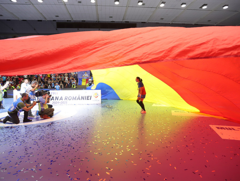 HANDBAL FEMININ: CSM BUCURESTI - CSM CORONA BRASOV, LIGA FLORILOR MOL 24-25 (18.05.2025)