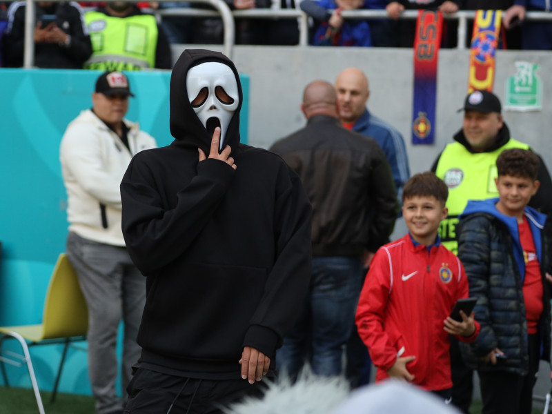 FOTBAL:FCSB-UNIVERSITATEA CRAIOVA, PLAY OFF SUPERLIGA SUPERBET (17.05.2025)