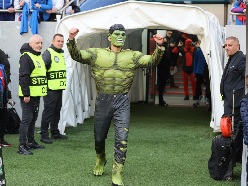 FOTBAL:FCSB-UNIVERSITATEA CRAIOVA, PLAY OFF SUPERLIGA SUPERBET (17.05.2025)