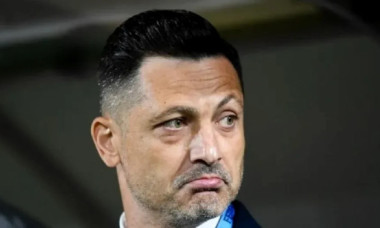 Mirel Rădoi, băgat în ședință, după ce Craiova a fost învinsă de campioana venită după 5 zile de „șpriț"